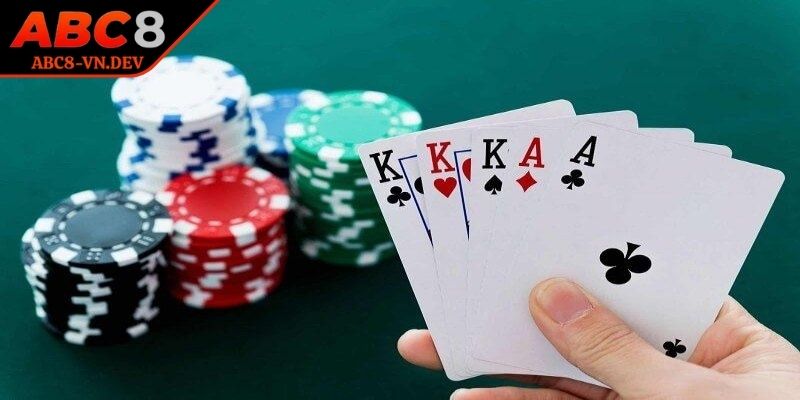 Phỏm ABC8 - Tựa Game Giải Trí Đỉnh Cao Dành Cho Bạn 3 Bet thủ cần biết cách đánh và chia bài